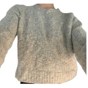 Chaus Women's Heather Gray Crew Neck Sweater